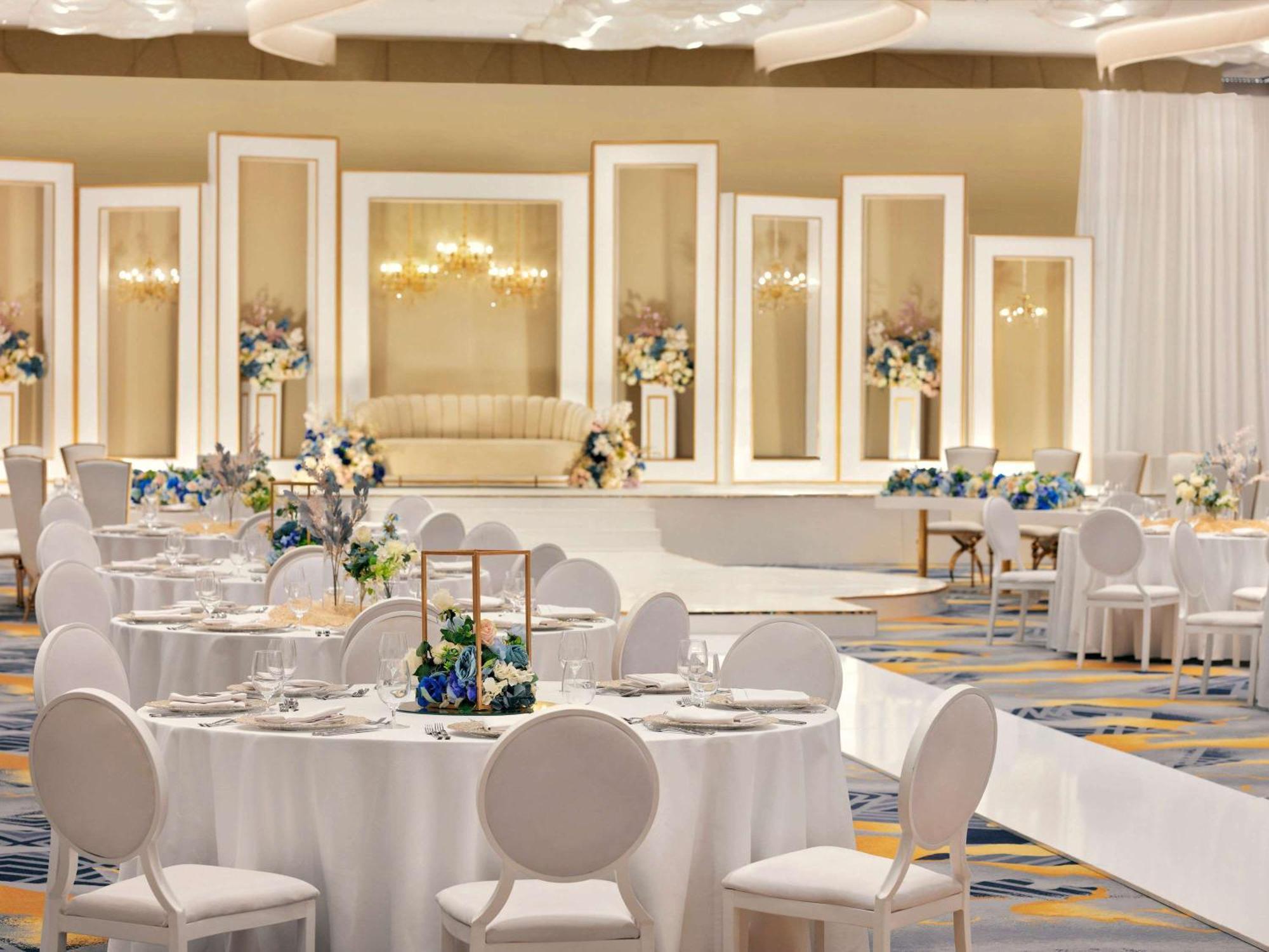 Moevenpick Hotel & Apartments Ghala Μουσκάτ Εξωτερικό φωτογραφία The ballroom