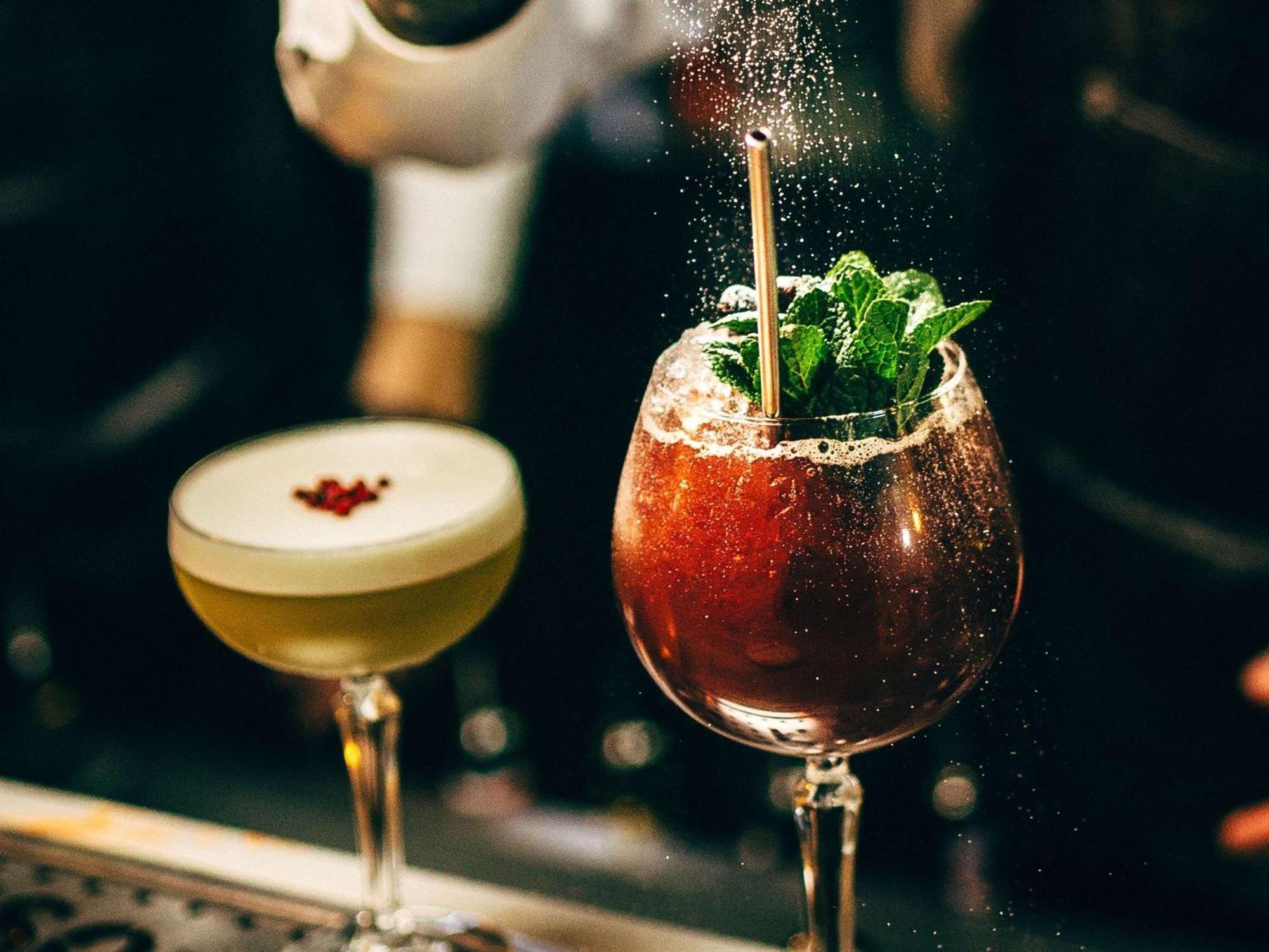 Moevenpick Hotel & Apartments Ghala Μουσκάτ Εξωτερικό φωτογραφία A Clover Club cocktail