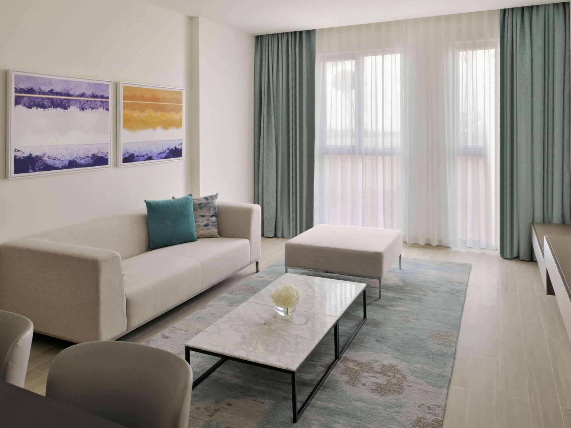 Moevenpick Hotel & Apartments Ghala Μουσκάτ Εξωτερικό φωτογραφία A living room